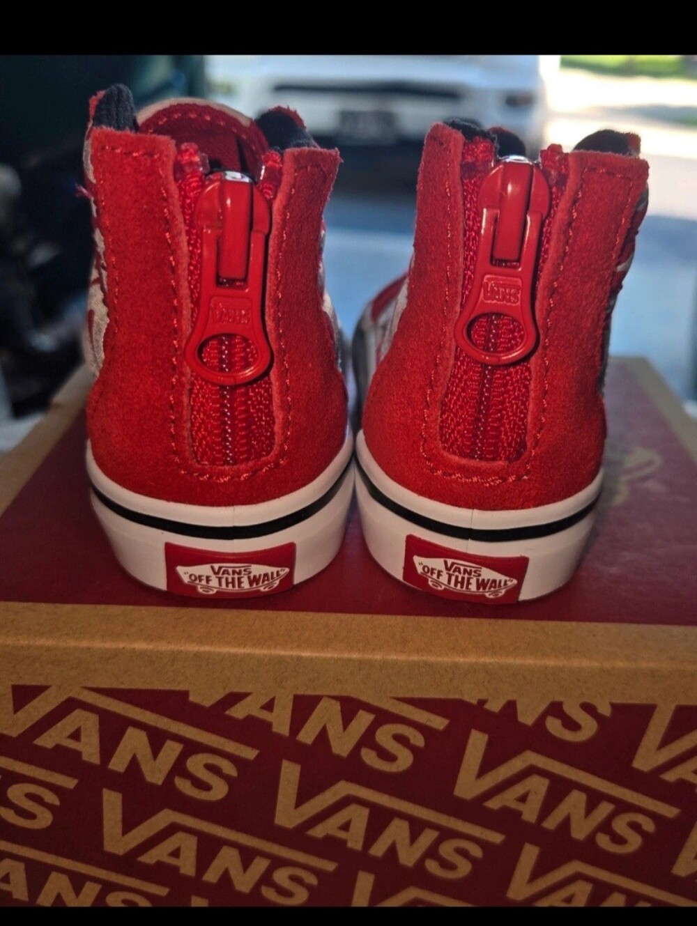 Vans TODDLERS  Red High-Top Zip Sneakers SZ 4